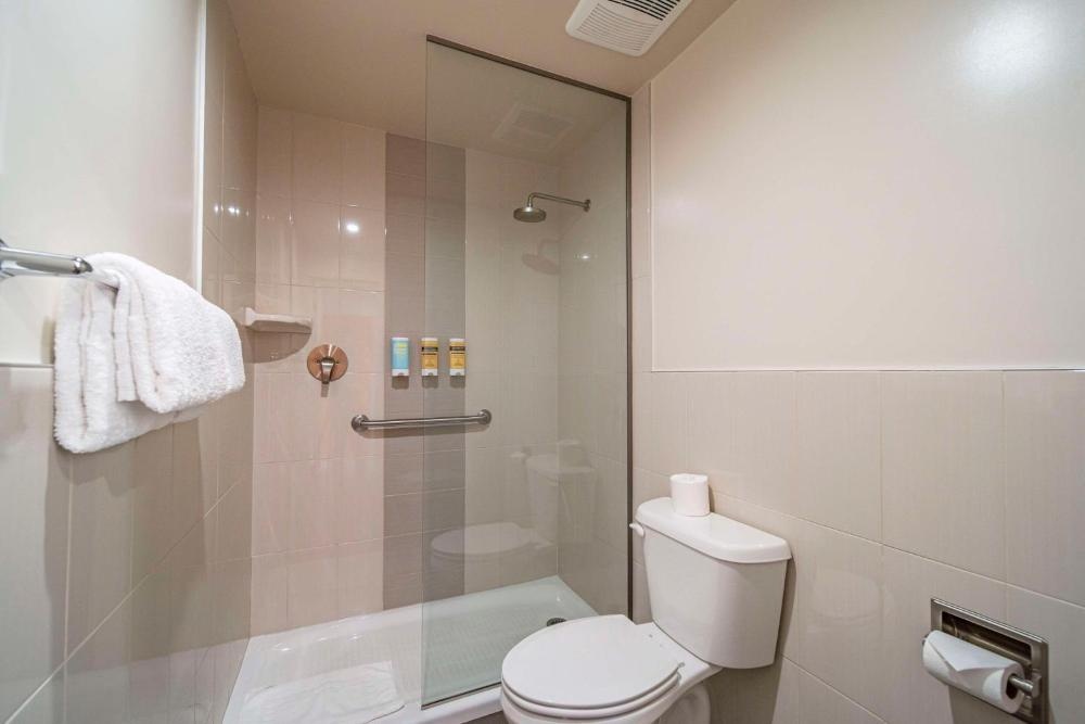 Best Western Plus Dragon Gate Inn